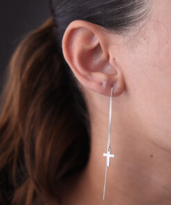 Alternative view of Brinco Agulha Cruz