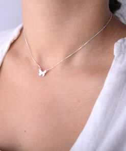 Alternative view of Choker Borboleta