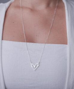 Alternative view of Escapulário Coração Recortes