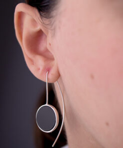 Brinco Gancho Ágata Negra