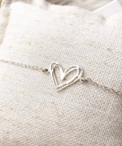 pulseira coração linhas em prata 925 em almofada branca
