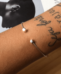 bracelete geometrico em prata 925 em modelo