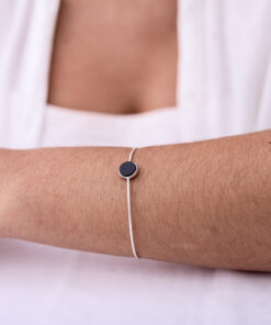 Bracelete Ágata Negra Solitaria