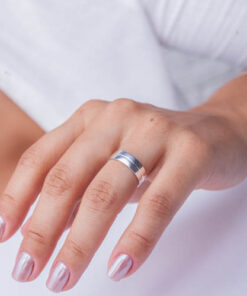 Aliança Reta com Risco no Meio