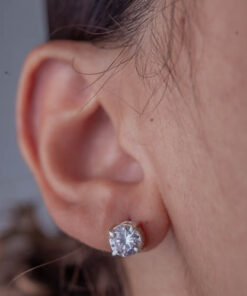 Brinco Ponto de Luz Sobrepor de prata 925 em modelo