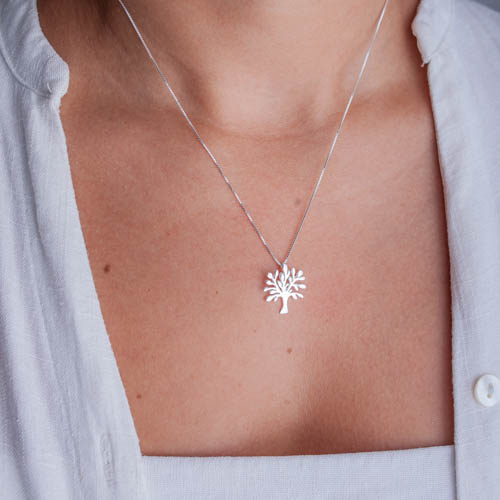 colar arvore da vida em modelo