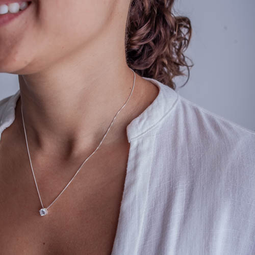 Colar Ponto de Luz Sobrepor