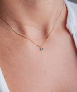 Alternative view of Colar Ponto de Luz – Ouro 18K