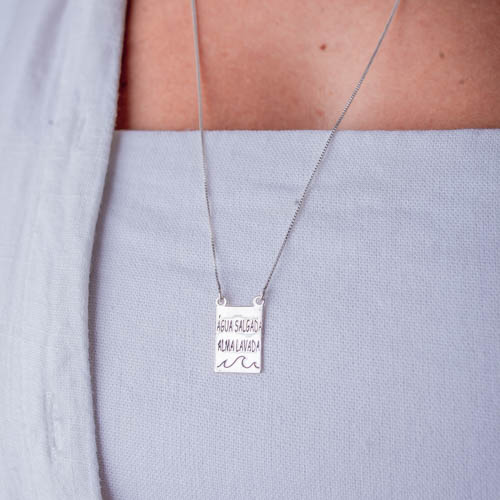 Escapulário Onda- Água Salgada – Alma Lavada de prata 925 em Modelo