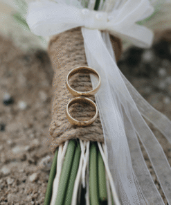 Par de Alianças em Ouro 18K